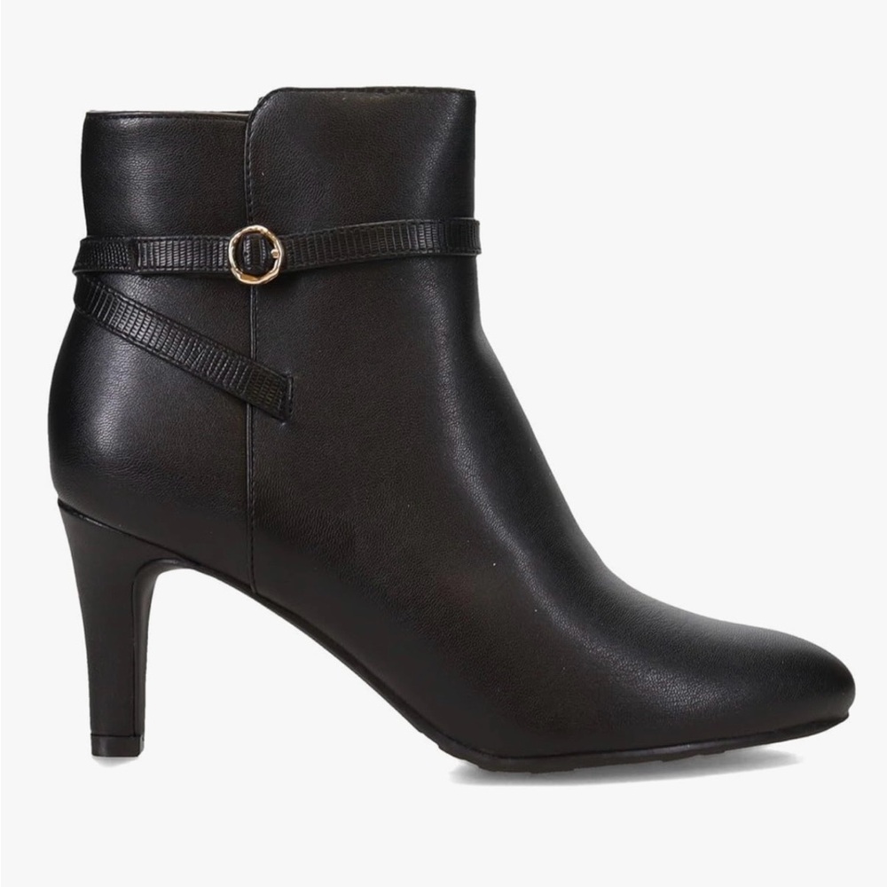 Elegant Black Ankle Boots